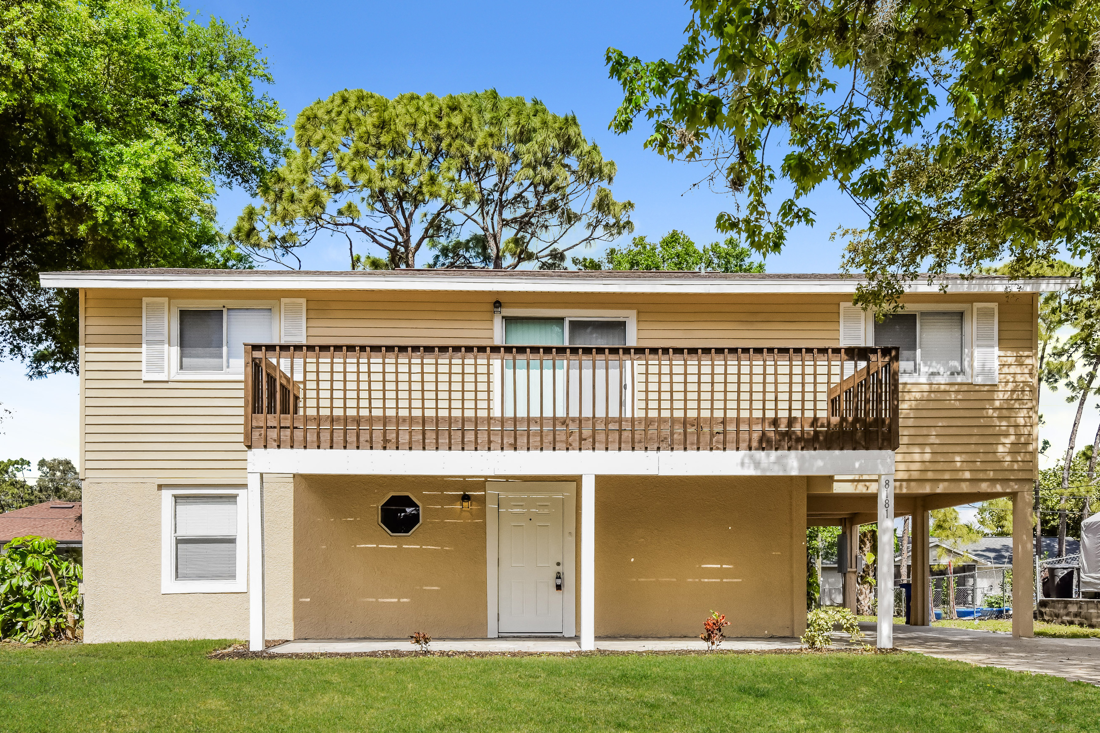 8181 ALBATROSS RD FORT MYERS, FL 33967